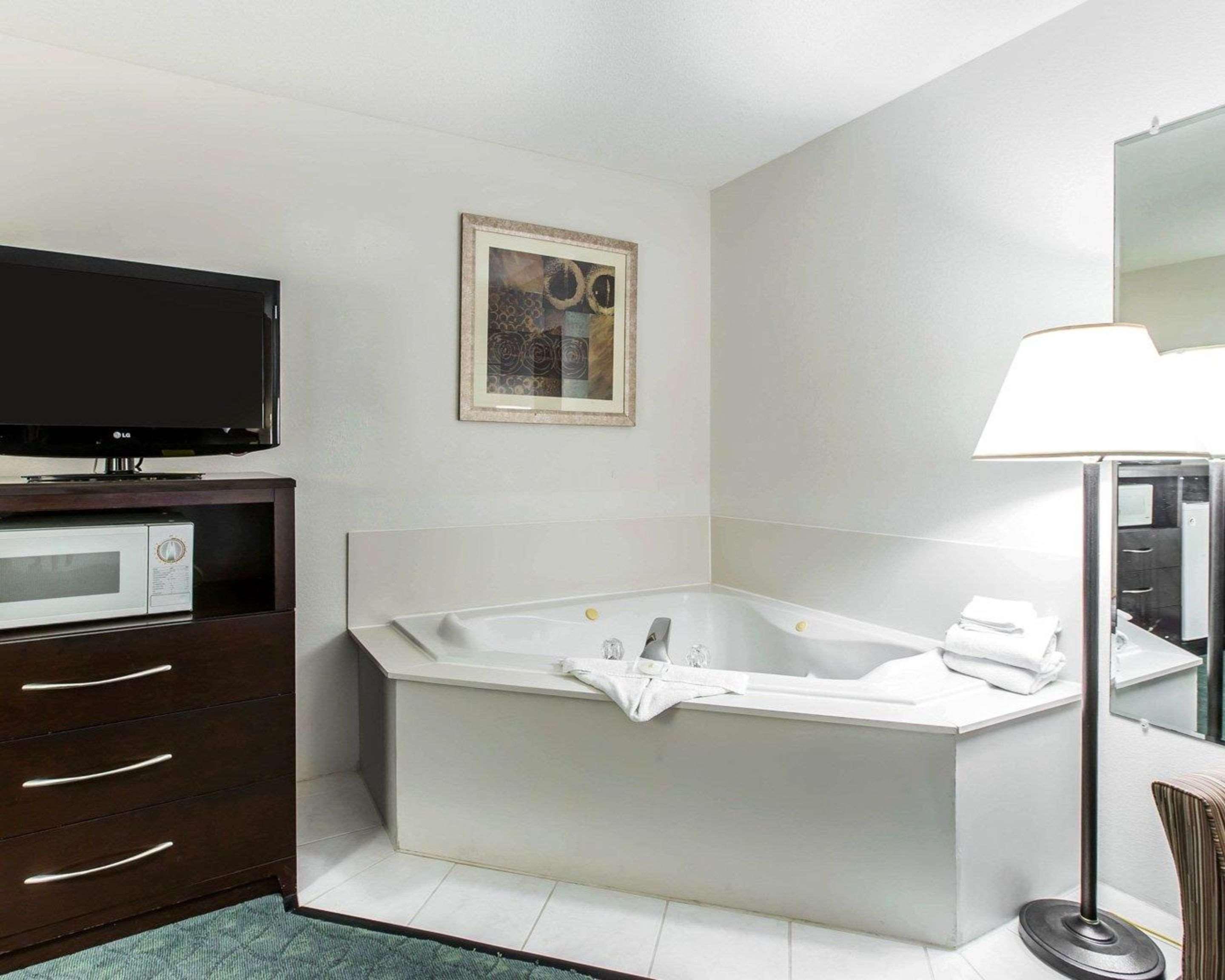 Comfort Inn & Suites - Near Robins Air Force Base Main Gate Warner Robins Εξωτερικό φωτογραφία
